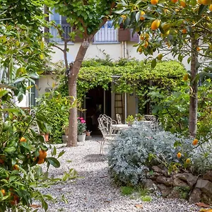  Frühstückspension Secret Garden