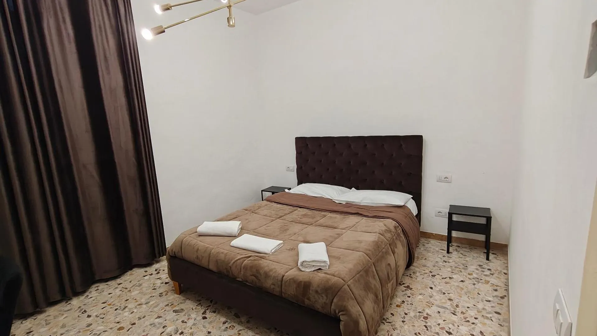 -Prime Rooms Verdi Florencja Nocleg ze śniadaniem