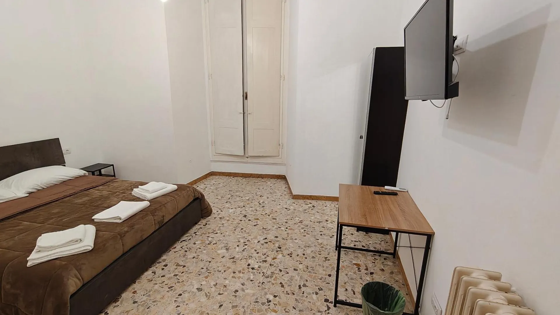 -Prime Rooms Verdi Florencja Nocleg ze śniadaniem