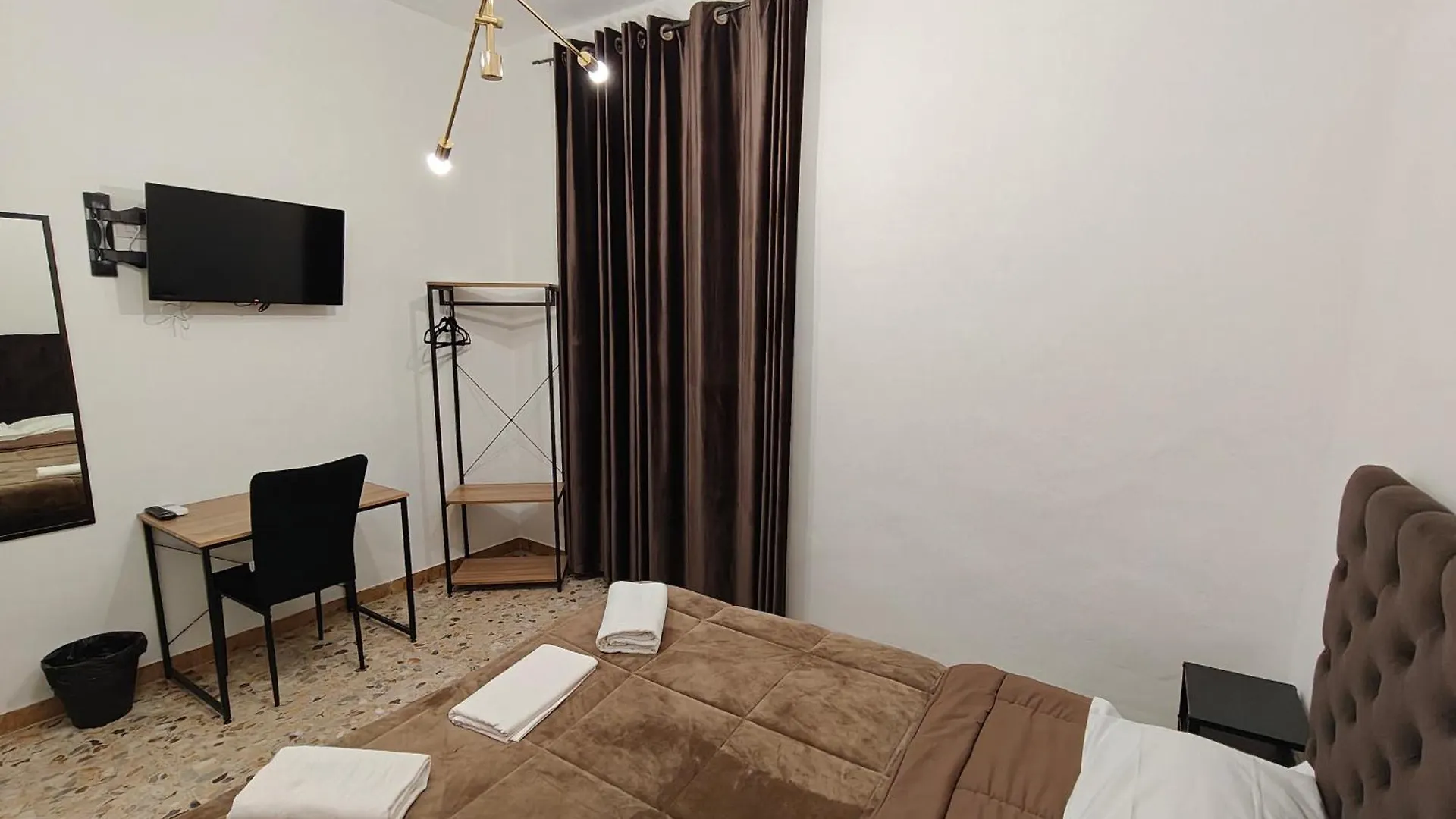 -Prime Rooms Verdi Florence 0*,