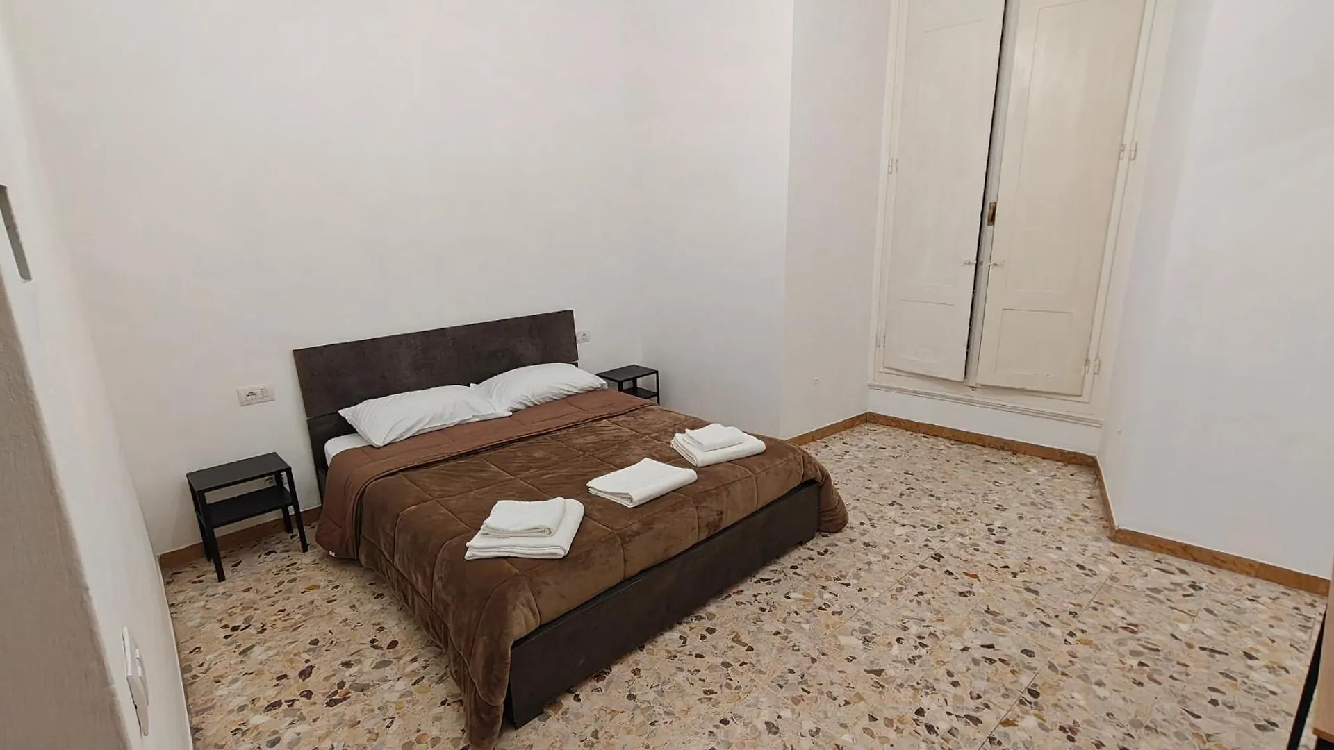 -Prime Rooms Verdi Florence Italy